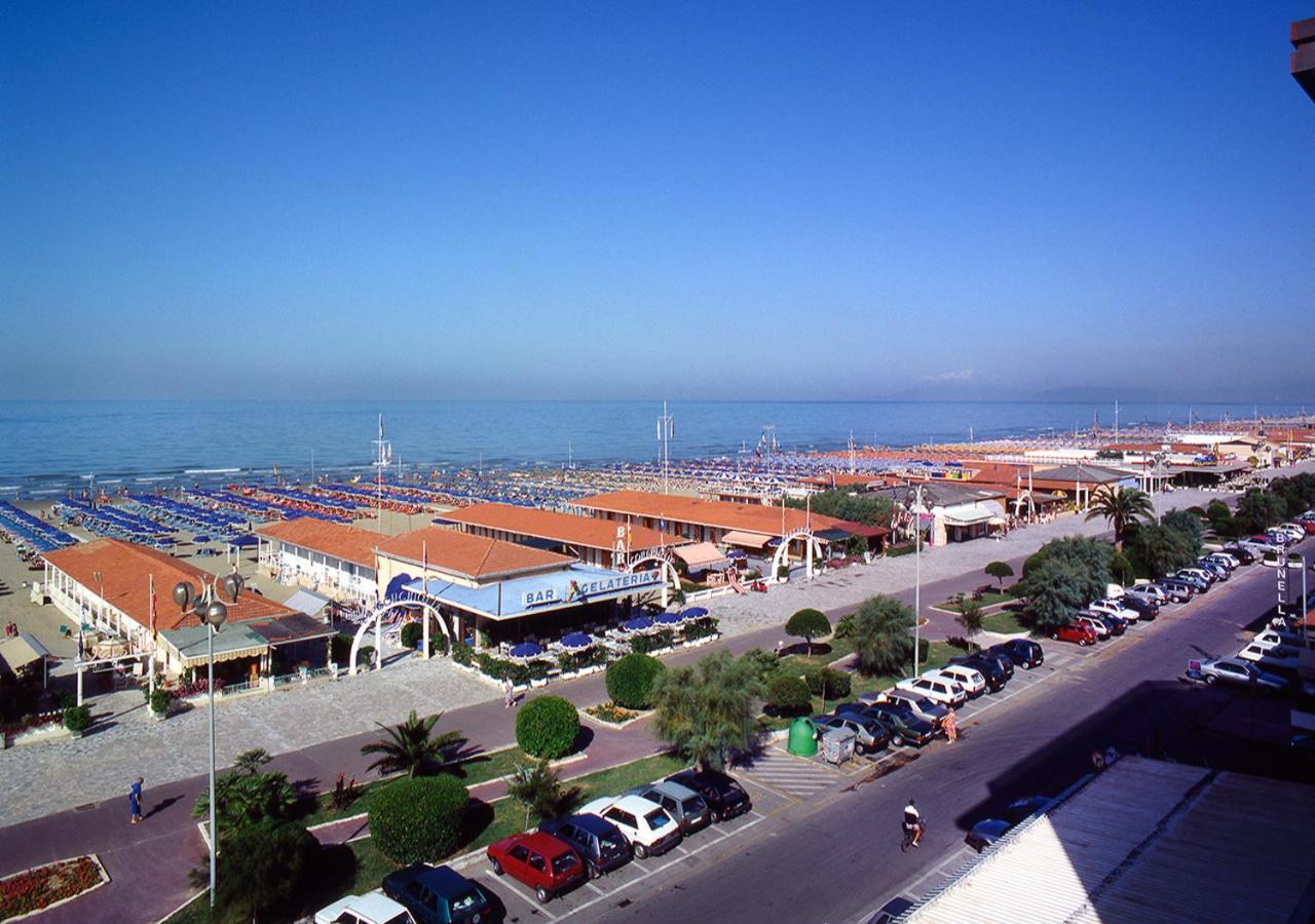Villino Caproni Apartman Viareggio Kültér fotó